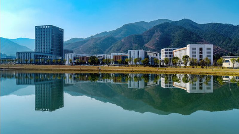 电子加工设备分类解析：揭秘高效生产背后的奥秘